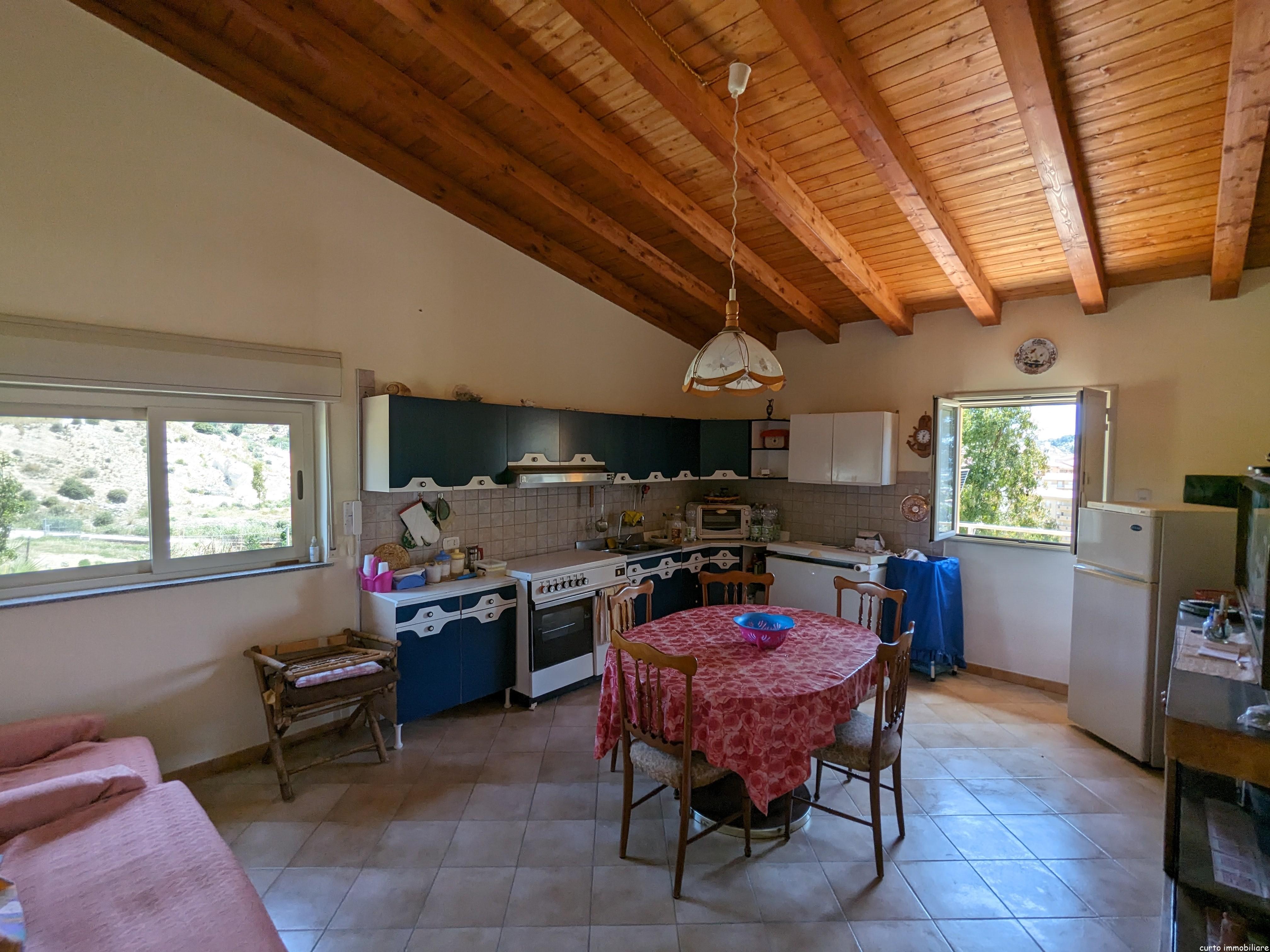 PXL_20240528_094413702